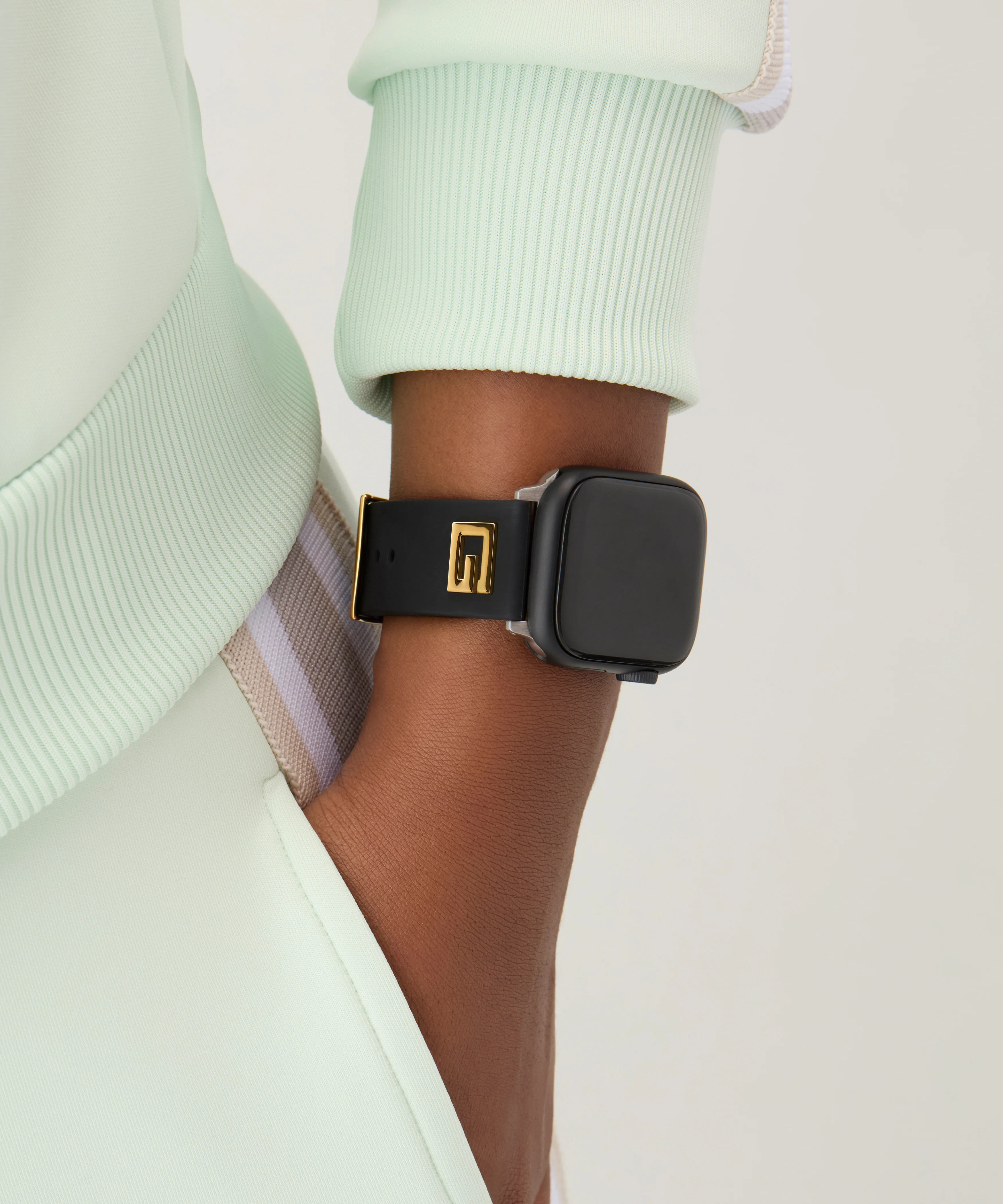 GUESS APPLE BAND (38MM-40MM) - Image 6