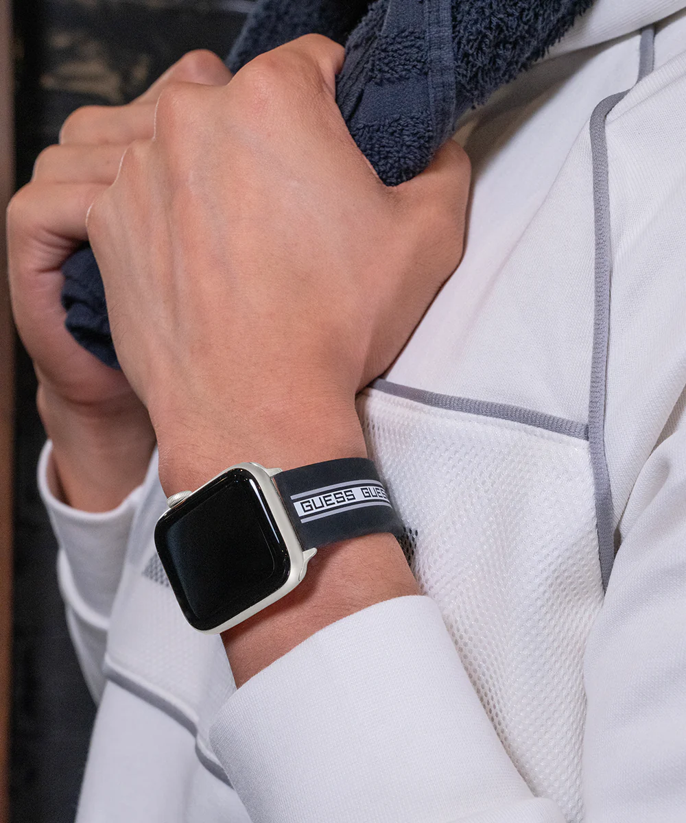 GUESS Logo Silicone Band for Apple 42-44 mm Watch - Image 3