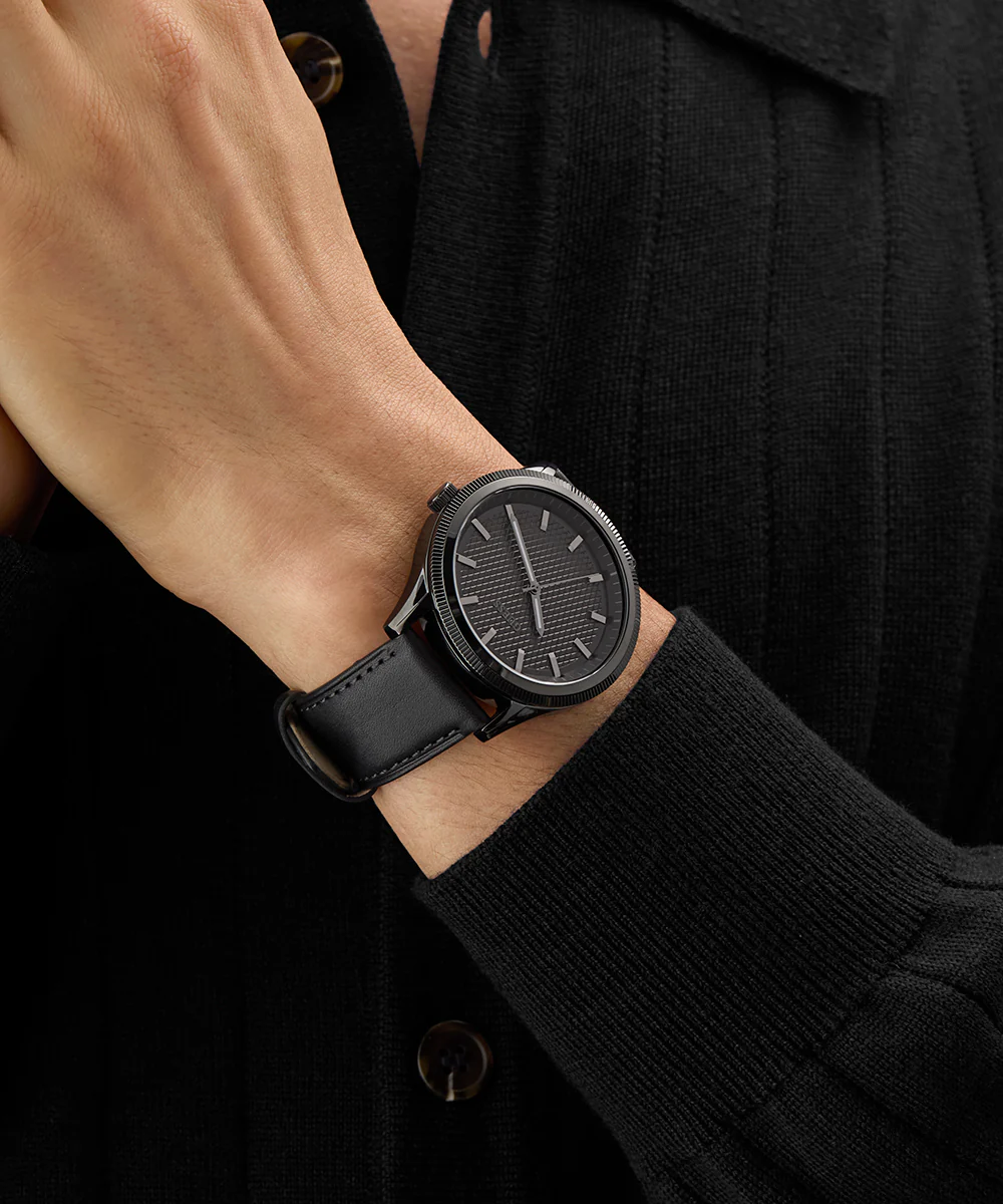 GUESS Mens Black Analog Watch - Image 3