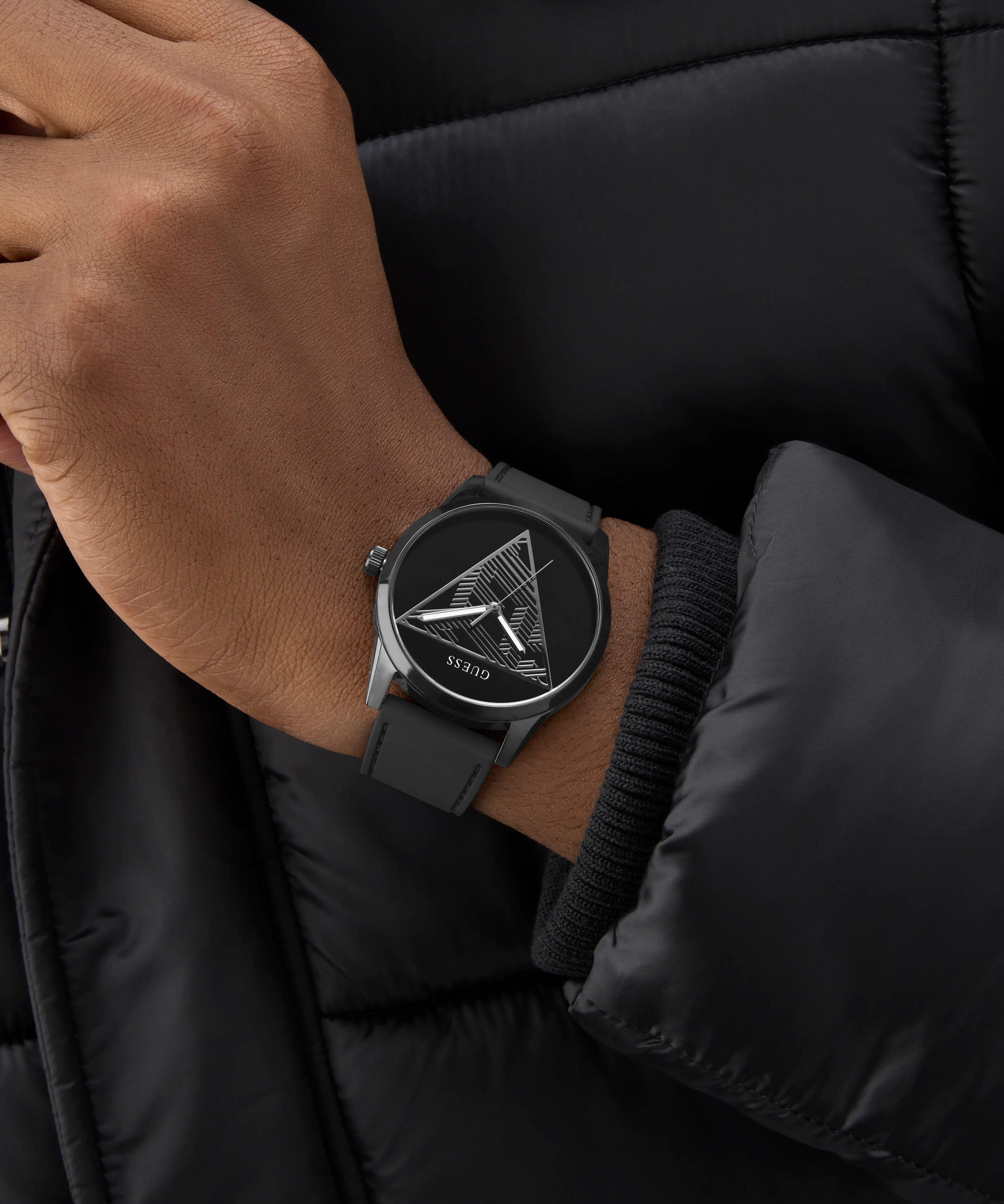 GUESS Mens Black Analog Watch - Image 2