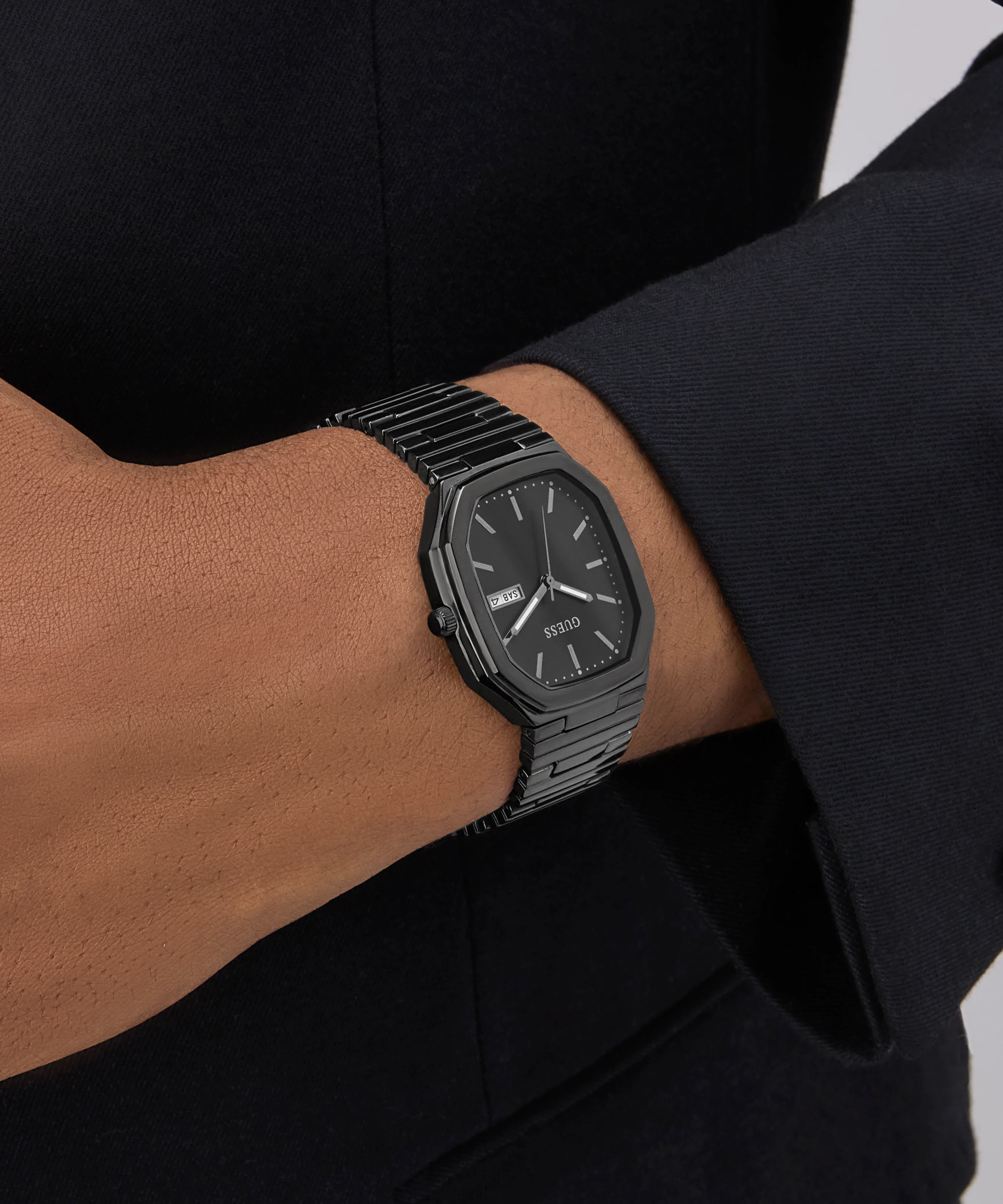 GUESS Mens Black Date Watch - Image 5