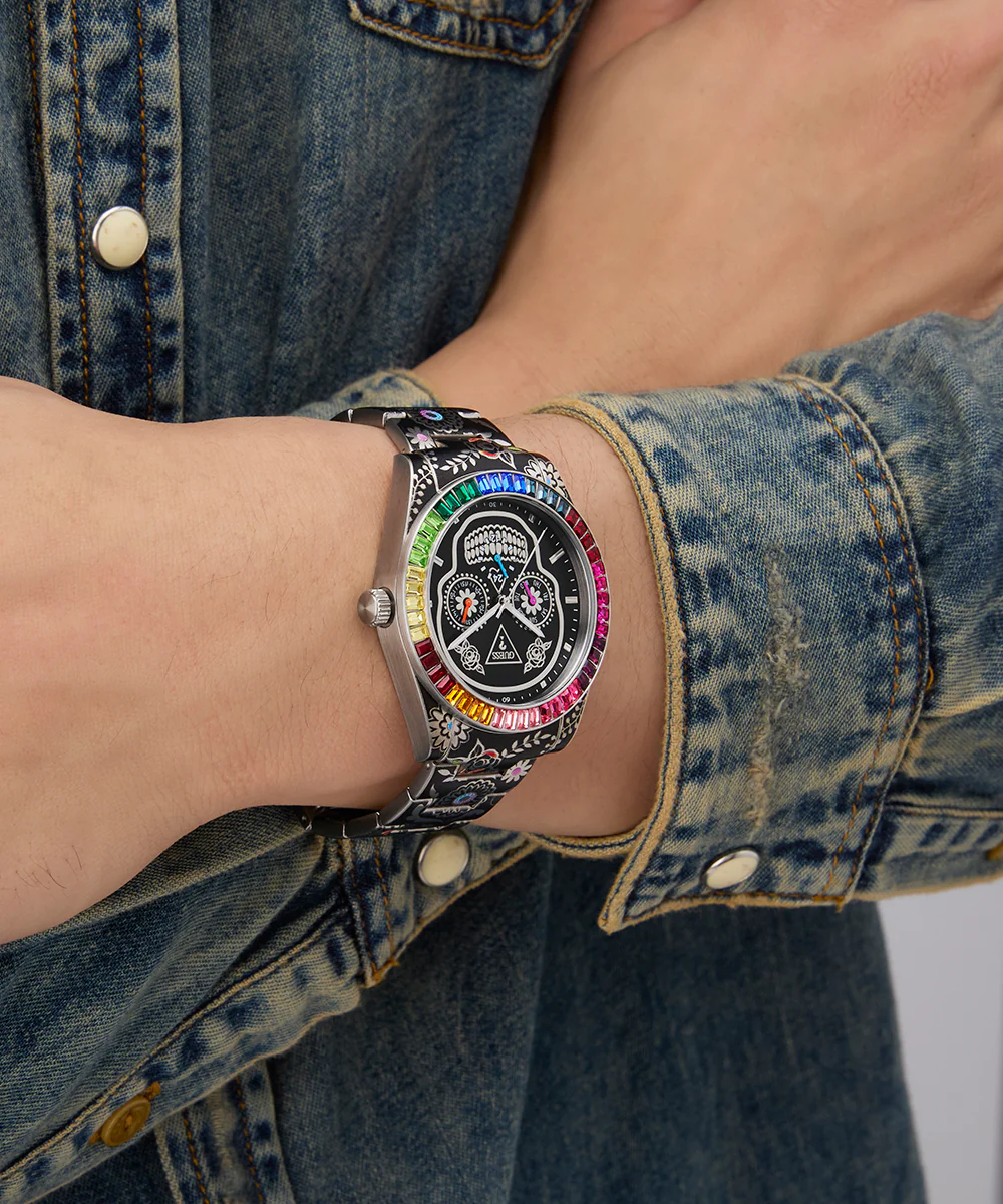GUESS Mens Day Of The Dead Silver Tone Multi-function Watch - Image 6