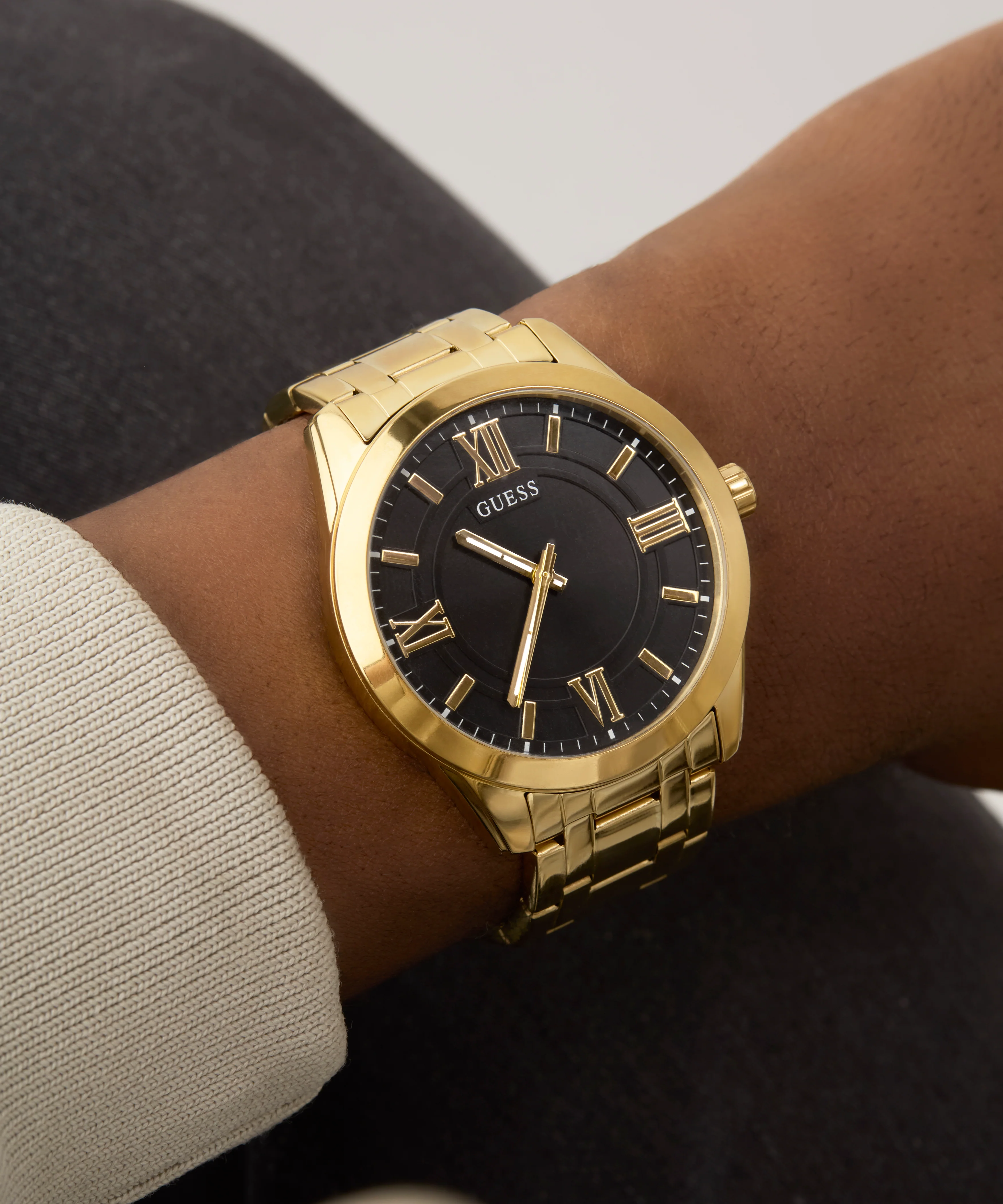 GUESS Mens Gold Tone Analog Watch - Image 6