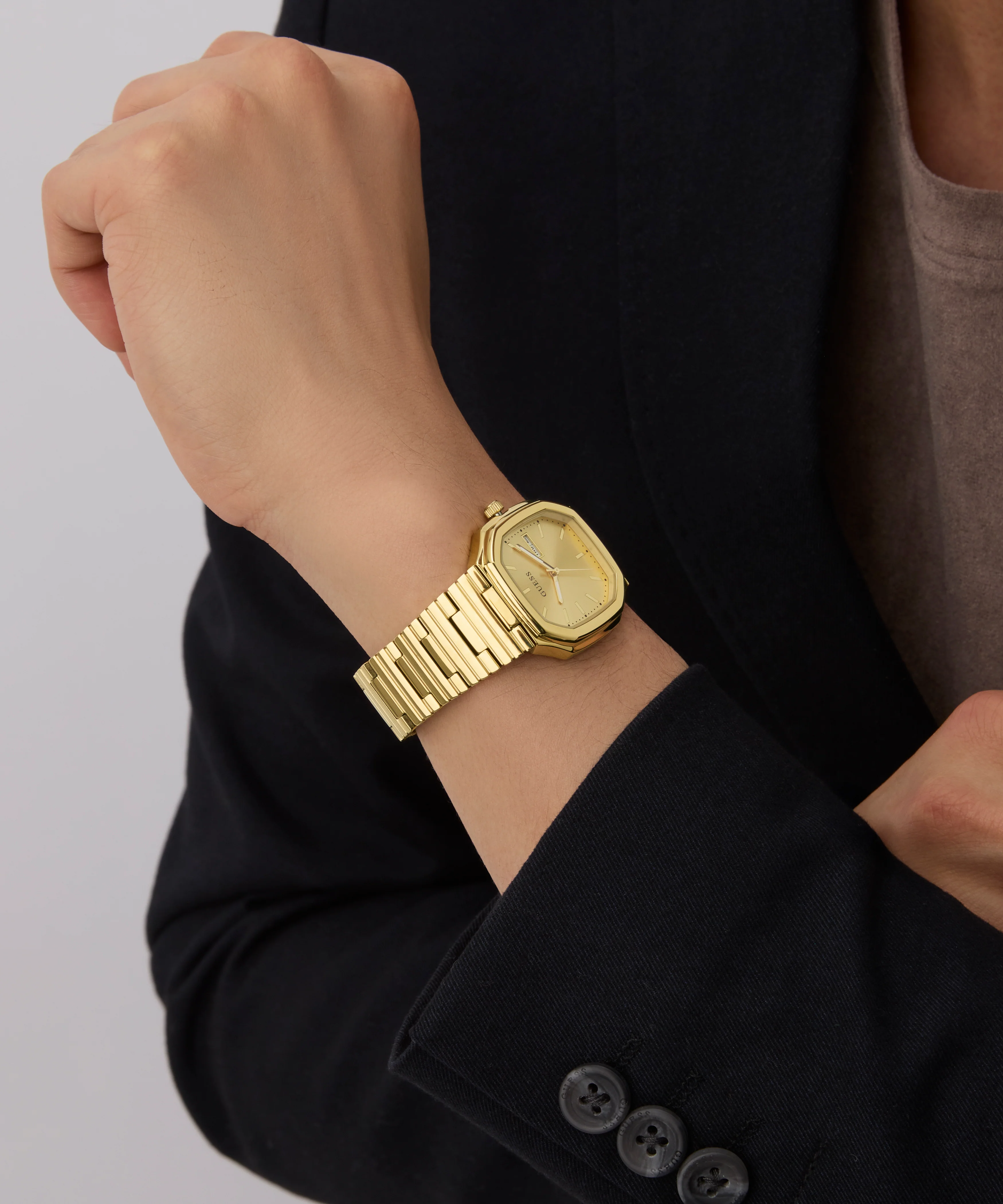 GUESS Mens Gold Tone Date Watch - Image 4
