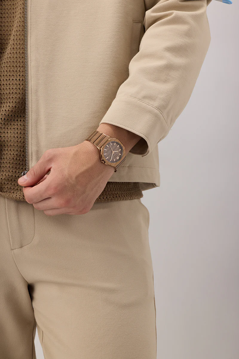 GUESS Mens Jaq Coffee Analog Watch - Image 5