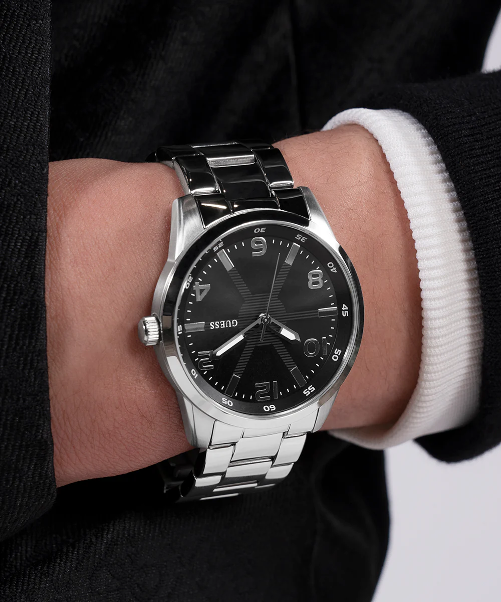 GUESS Mens Silver Tone Analog Watch - Image 6