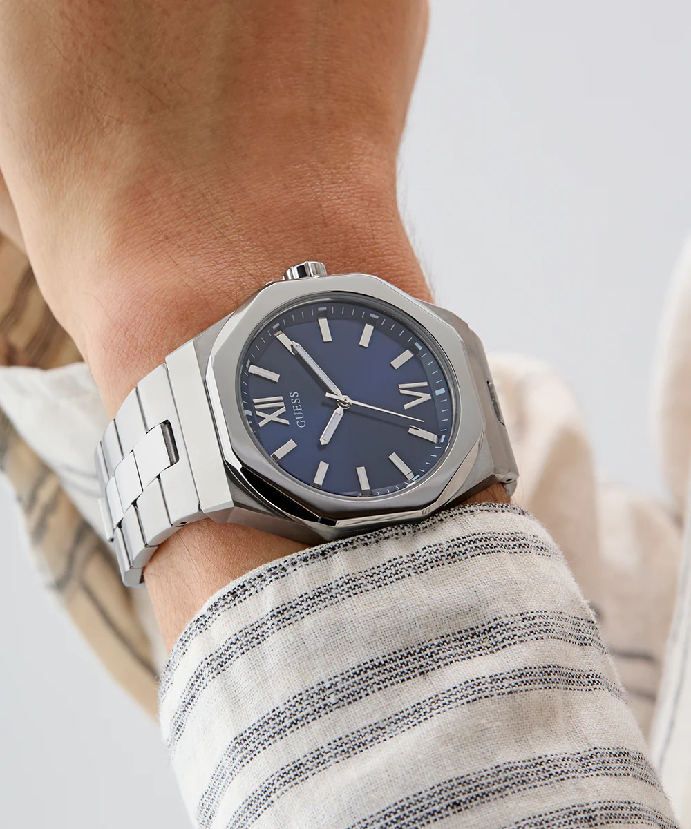 GUESS Mens Silver Tone Analog Watch - Image 5